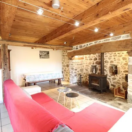Holiday home Maison De Caractere 6 Pers, Jardin, Animaux Acceptes - Fr-1-742-193