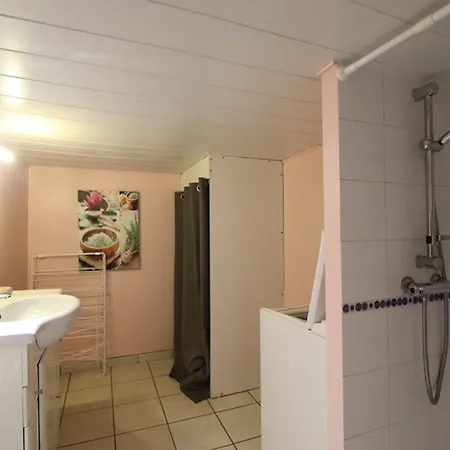 Holiday home Maison De Caractere 6 Pers, Jardin, Animaux Acceptes - Fr-1-742-193