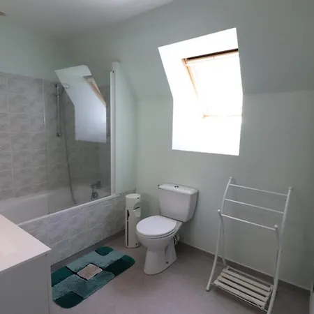 Maison De Caractere 6 Pers, Jardin, Animaux Acceptes - Fr-1-742-193 * Tremouille (Cantal)